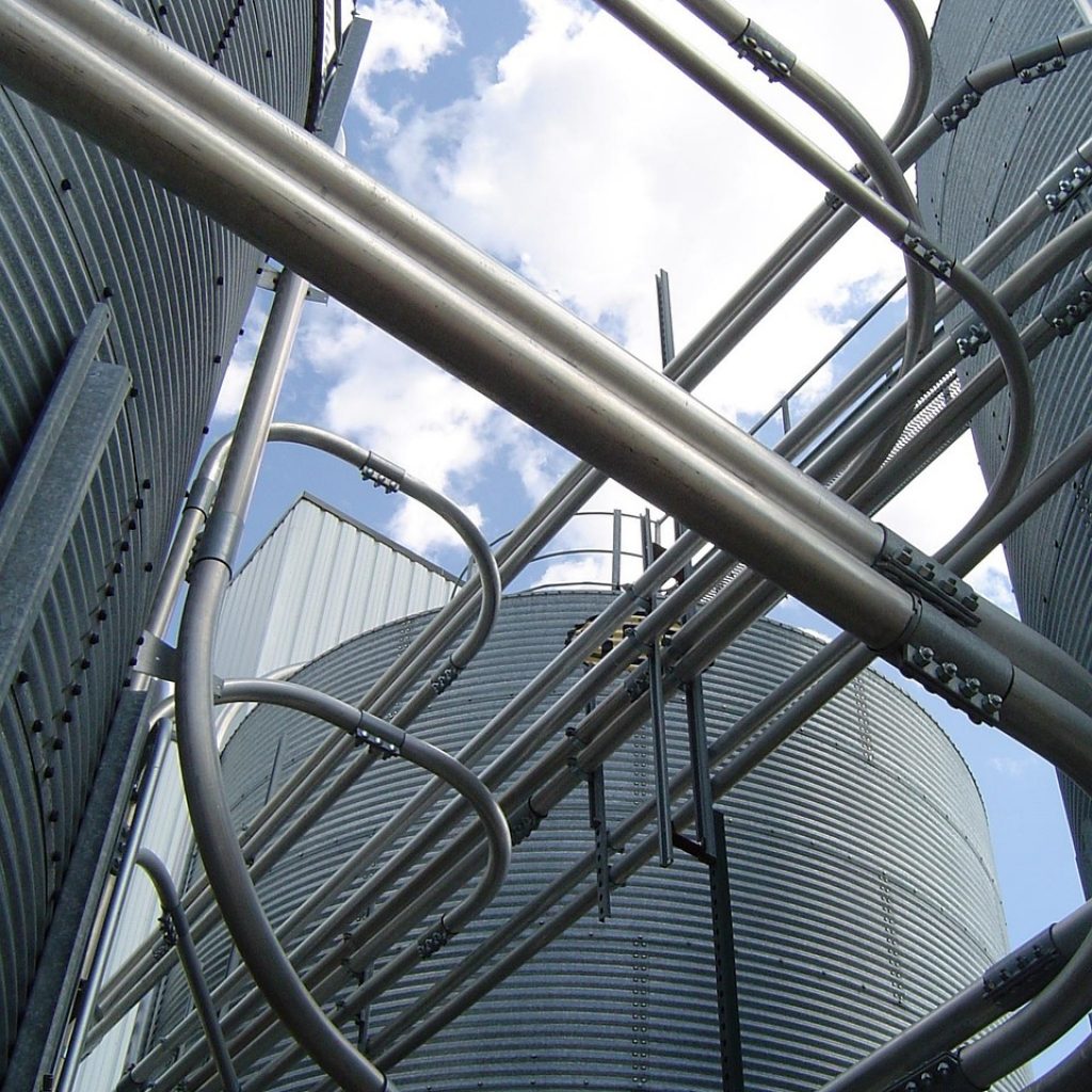 g7ad408490226f95cfdf57c3bfbb762ee57eaab1b45dfb3bd9a70c7f0006a52a4027228d95bf9f14906184181e36899604a2d86bdd57900ad064b6351c4ac9737_1280-2035768 factory, industry, iron and steel industry, factory, industry, industry, industry, industry, industry